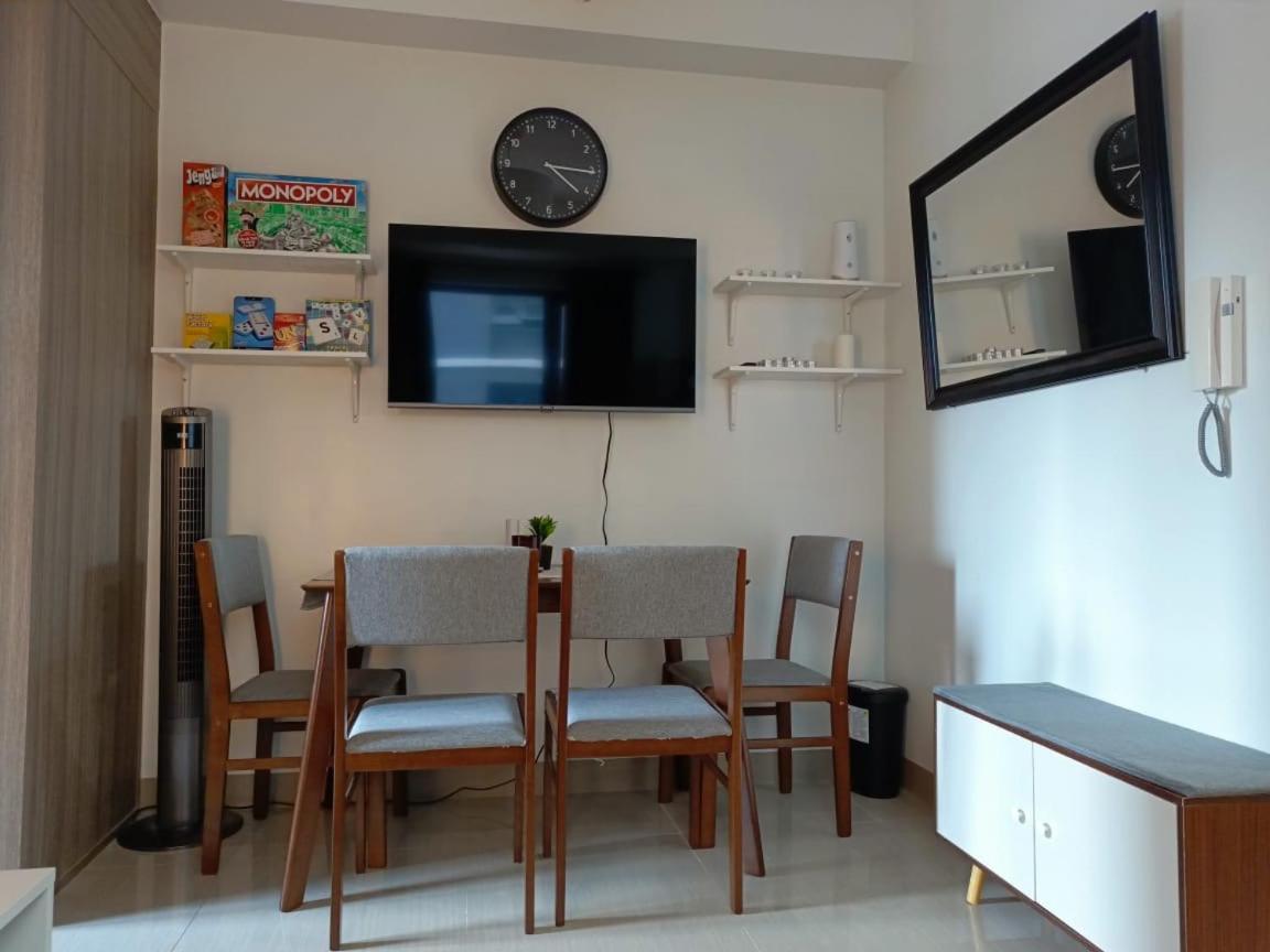 Shore 2 Residences High Speed Internet Walking Distance To Moa And Ikea Маніла Екстер'єр фото