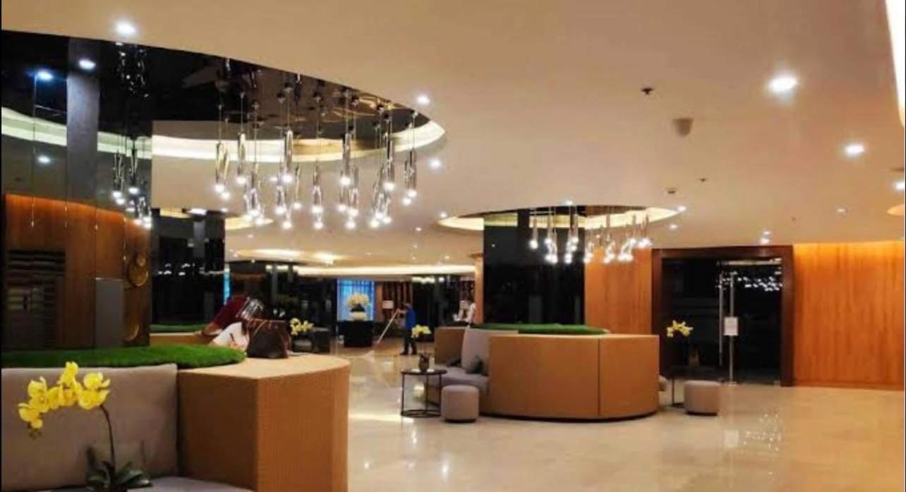 Shore 2 Residences High Speed Internet Walking Distance To Moa And Ikea Маніла Екстер'єр фото